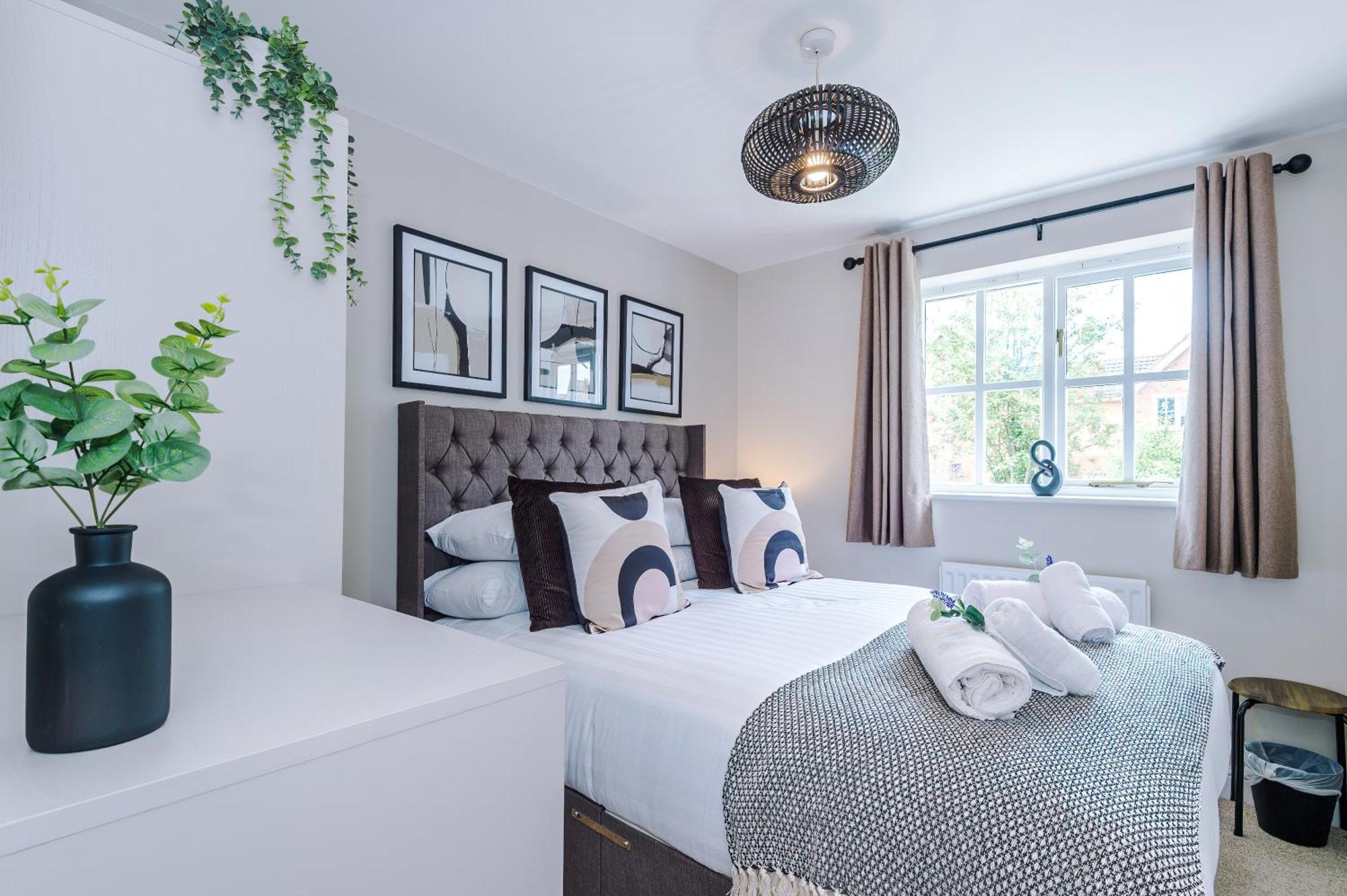 New! Stunning 3-Bed Home In Chester By 53 Degrees Property, Ideal For Groups, Free Parking! Exterior foto