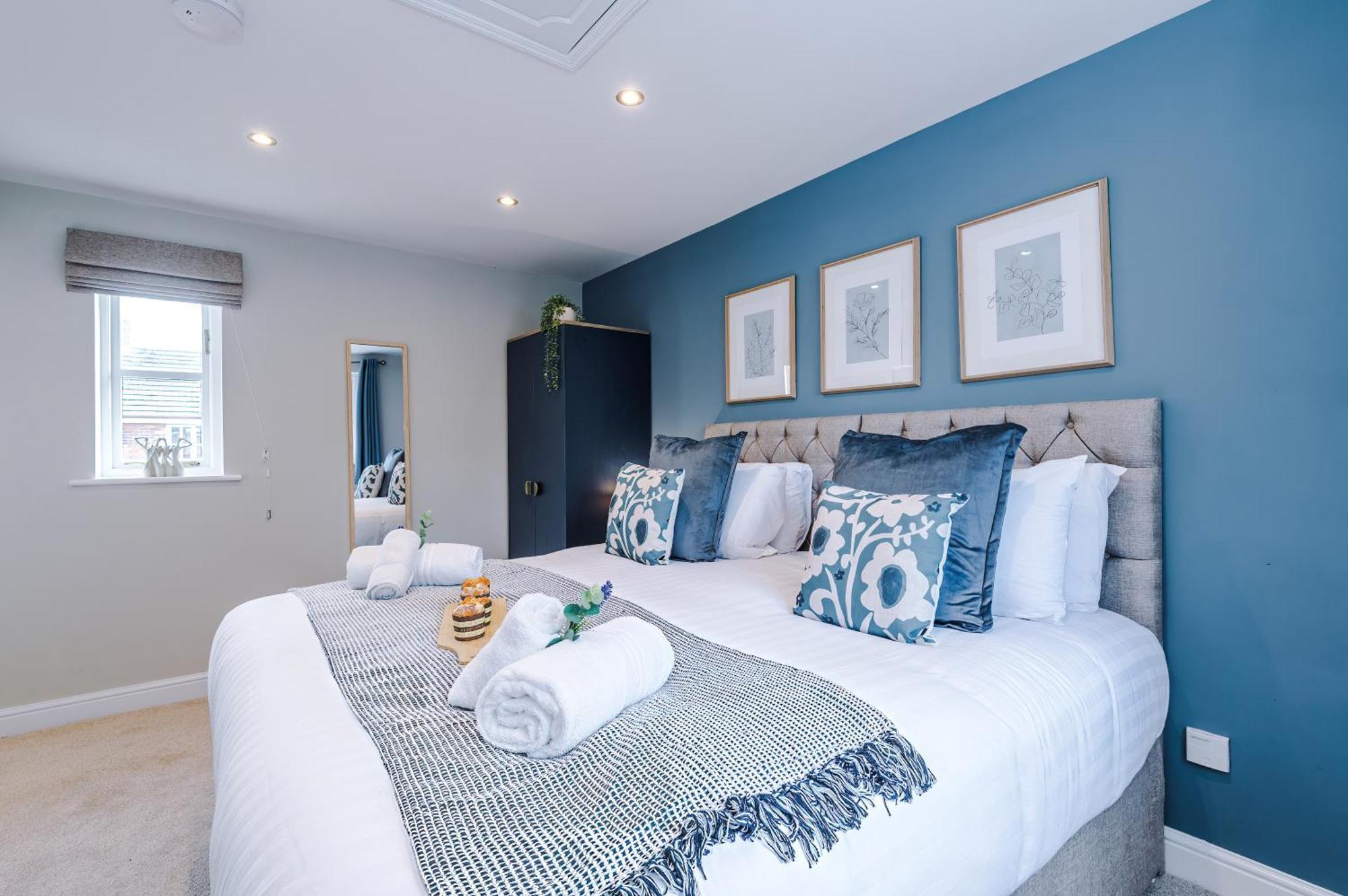 New! Stunning 3-Bed Home In Chester By 53 Degrees Property, Ideal For Groups, Free Parking! Exterior foto